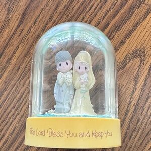 Precious Moments The Lord God Bless You and Keep You Marriage Snow Globe Vintage